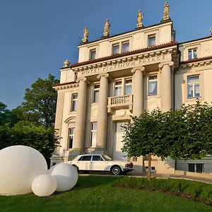 Platinum Palace Boutique & Отель